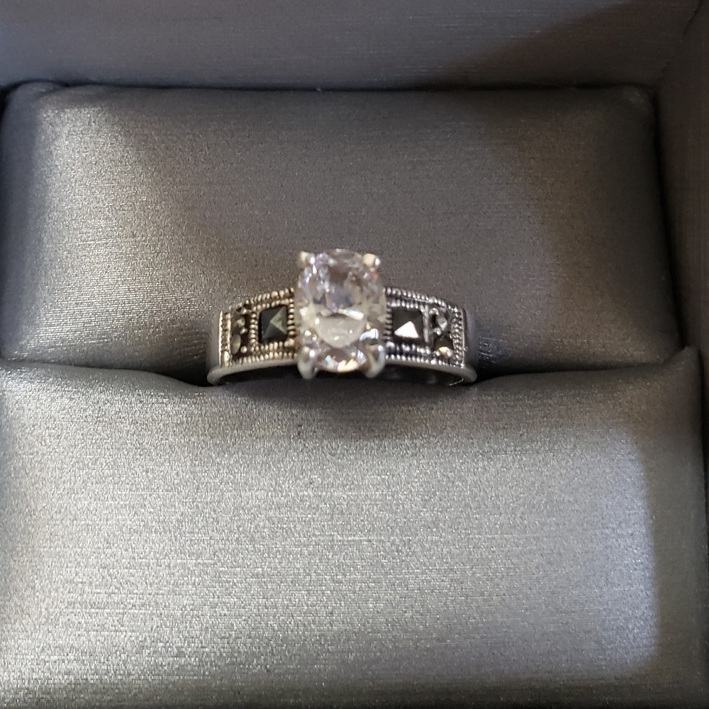 925 Sterling Silver & CZ Ring